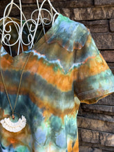 Load image into Gallery viewer, Women’s Small (4/6) Geode V-Neck T-Shirt in ‘Bronzed Teal’
