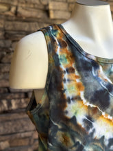 Load image into Gallery viewer, Men’s Large Geode Tank Top in ‘Rainforest Jasper’
