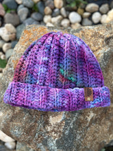 Load image into Gallery viewer, Adult Chunky Cotton Knit Geode Beanie in ‘Mindbender’
