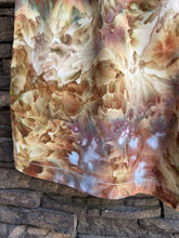 Load image into Gallery viewer, Men’s XXL Twill Jogger Shorts in ‘Wild Thing’
