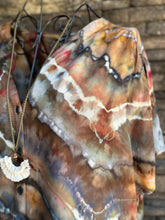 Load image into Gallery viewer, Women’s Medium Geode Woven 100% Viscose Button Up Blouse Top in ‘Turkey Tail Mushroom’
