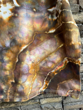 Load image into Gallery viewer, Men’s XL Geode T-Shirt in ‘Walls of the Cave’
