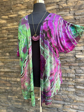 Load image into Gallery viewer, Women’s XL Reverse Geode Kimono in ‘Emerald Berry’
