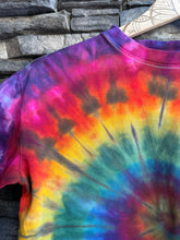 Load image into Gallery viewer, Youth Small (6/7) Oversized Long-Sleeve Pocket T-Shirt in Rainbow Spiral
