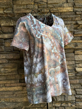 Load image into Gallery viewer, Women’s Medium Geode V-Neck T-Shirt in ‘Better Black’
