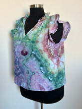 Load image into Gallery viewer, Women’s XL Geode Sleeveless Crinkle Gauze Top in ‘Tide Pool’
