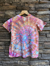 Load image into Gallery viewer, Youth Medium Spiral T-Shirt in ‘Bird Song’
