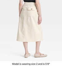 Load image into Gallery viewer, Women’s Size 14 Cotton Midi Wrap Skirt with Pockets in ‘Avalon’
