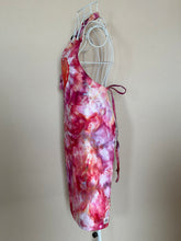 Load image into Gallery viewer, Adult Heart Apron with pockets in ‘Flamingo Flame’
