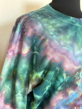 Load image into Gallery viewer, Custom Geode Sweatshirt in ‘Tide Pool’ for Shannon
