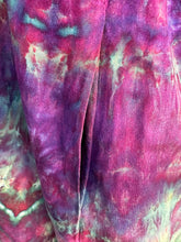 Load image into Gallery viewer, Women’s Medium (could fit a large too) Linen/Rayon Geode V-Neck Babydoll Dress with Pockets in ‘Northern Lights’
