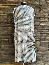 Load image into Gallery viewer, Women’s 2X 100% Rayon Caftan-like ‘Easy Breezy’ Dress in ‘Dark Side of the Moon’
