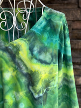 Load image into Gallery viewer, Women’s Large Geode Long-Sleeve V-Neck T-Shirt in ‘Parrot Wing Chrysocolla’
