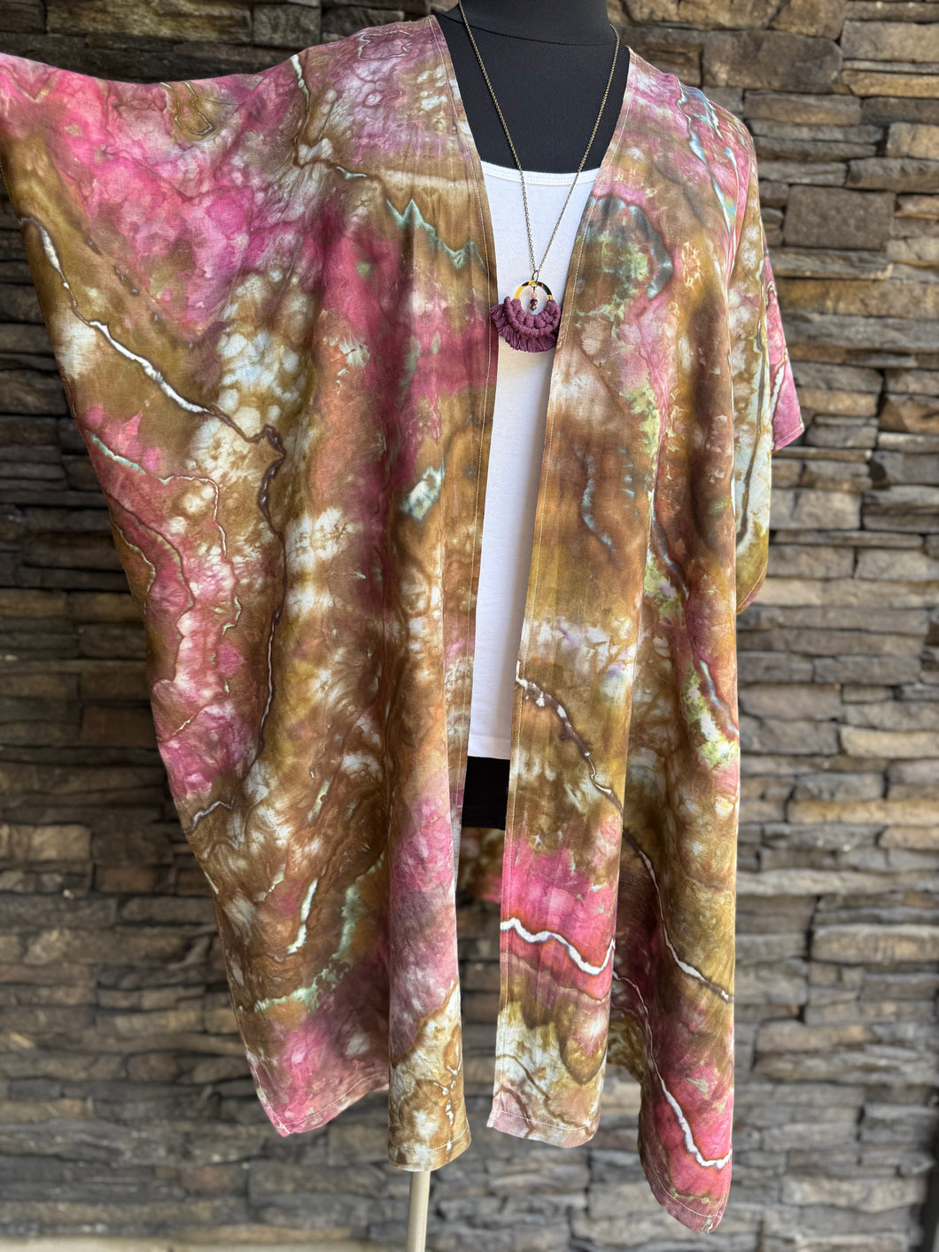 Women’s One Size (Fits M-3X best) Linen/Rayon Geode Kimono in ‘Mother Nature’