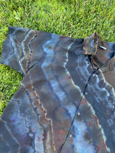 Load image into Gallery viewer, Men’s XL Reverse Geode Rayon Button Up Short Sleeve Shirt in ‘Midnight Jasper’
