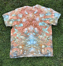 Load image into Gallery viewer, Men’s 2XL Psychedelic Earth Toned T-Shirt
