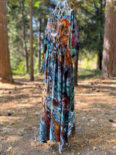 Load image into Gallery viewer, Women’s One Size (S-3X) Geode 100% Rayon Tie Front Caftan Dress in ‘Rooster’
