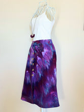 Load image into Gallery viewer, Women’s Medium Linen/Rayon Midi Button Front Skirt with Pockets in ‘Northern Lights’ Twist
