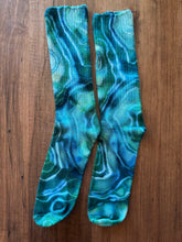 Load image into Gallery viewer, Adult Geode Bamboo Socks in ‘Ocean Waves’
