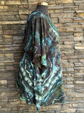 Load image into Gallery viewer, Women’s 1X Geode Linen/Hemp Kimono with Frayed Hem in ‘Moss Agate’
