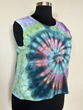 Load image into Gallery viewer, Women’s XL Spiral Pocket Tank Top in ‘Abalone’
