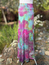 Load image into Gallery viewer, Women’s Large Maxi Skirt in ‘Let It Grow’
