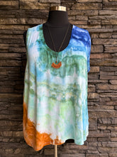 Load image into Gallery viewer, Women’s 4X Geode Tank Top in ‘Sand &amp; Sea’
