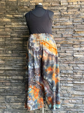 Load image into Gallery viewer, Women’s XXL (18) Geode Linen Blend Wide-Leg Split-Hem Flowy Pants with Pockets in ‘Midnight Jasper’
