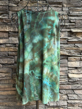 Load image into Gallery viewer, Women’s Medium Luxe Geode Tank Top in ‘Moss Agate’
