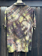 Load image into Gallery viewer, Men’s Large Geode Polo Shirt in ‘Fatigue Green’
