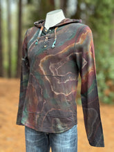 Load image into Gallery viewer, Men’s Small Reverse Geode Hooded Henley in ‘Starling’
