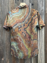 Load image into Gallery viewer, Custom Reverse Geode Shirts for Ron
