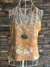Load image into Gallery viewer, Women’s Medium Fitted Geode Tank Top in ‘Wild Thing’
