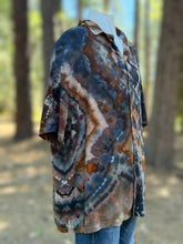 Load image into Gallery viewer, Men’s 2XL 100% Rayon Geode Button Up Short Sleeved Shirt in ‘Turkey Tail Mushroom’
