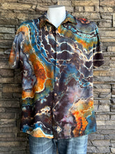 Load image into Gallery viewer, Men’s Medium Reverse Geode 100% Rayon Short Sleeve Button Up Shirt in ‘Midnight Jasper’
