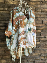 Load image into Gallery viewer, Women’s Large (could also fit XL) 100% Rayon Surplice High Low Front Twist Blouse Top in ‘Wild Thing’
