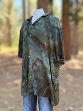 Load image into Gallery viewer, Men’s 3XL Geode 100% Rayon Button Up Short Sleeved Shirt in ‘Moss Agate’
