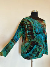 Load image into Gallery viewer, Women’s 2X Reverse Geode Off Shoulder Long Sleeved Tunic in ‘Colla Wood’
