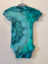 Load image into Gallery viewer, Baby 6-9 months Onesie in ‘Jade’
