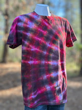 Load image into Gallery viewer, Men’s Large T-Shirt in ‘Fire On The Mountain’
