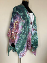 Load image into Gallery viewer, Women’s One Size (M-3X) Geode Cotton Kimono Duster in ‘Emerald Berry’
