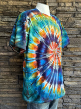 Load image into Gallery viewer, Men’s XL Spiral T-Shirt in ‘Bold As Love’ for Scot
