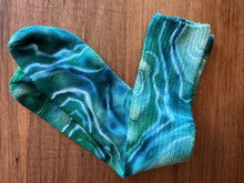 Load image into Gallery viewer, Adult Geode Bamboo Socks in ‘Ocean Waves’
