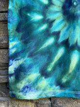 Load image into Gallery viewer, Youth 6/7 100% Cotton Spiral T-Shirt with Pocket in ‘Sapphire Seas’
