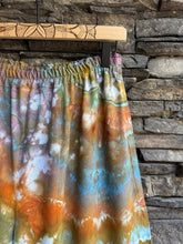 Load image into Gallery viewer, Women’s Small (fit like a large) 100% Rayon Geode Flounce Pull-on Pants in ‘Sunset Canyon’
