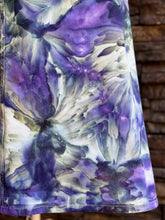 Load image into Gallery viewer, Women’s Size 6 Cotton Midi Wrap Skirt with Pockets in ‘Avalon’
