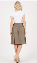 Load image into Gallery viewer, Women’s Large Geode Knee Length Skirt with Ruched Waistband &amp; Pockets in ‘Turkey Tail Mushroom’
