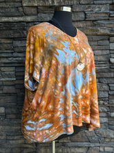 Load image into Gallery viewer, Women’s 4X Luxe V-Neck T-Shirt in ‘Copper Canyon’ Waves
