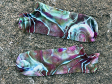 Load image into Gallery viewer, Adult Geode Bamboo Footie Ankle Socks in ‘Sage Blossom’
