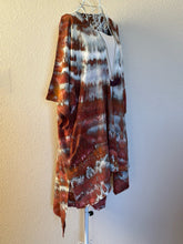 Load image into Gallery viewer, Women’s S/M 100% Rayon Kimono Jacket with Pockets in ‘Shiitake Twist’
